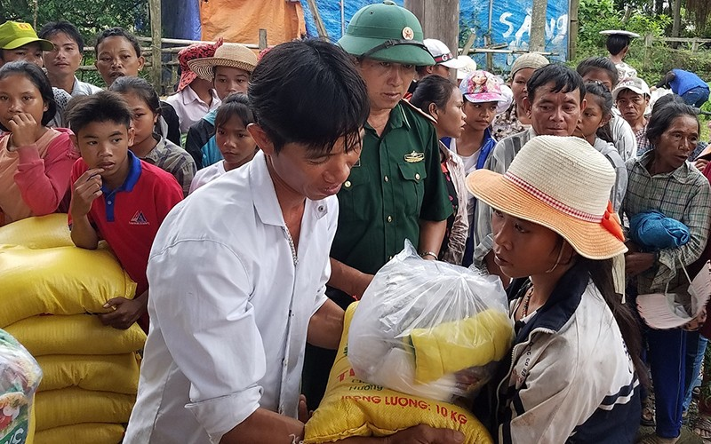 Phân bổ gạo để hỗ trợ cho nhân dân trong dịp Tết Nguyên đán Qúy Mão và giáp hạt năm 2023