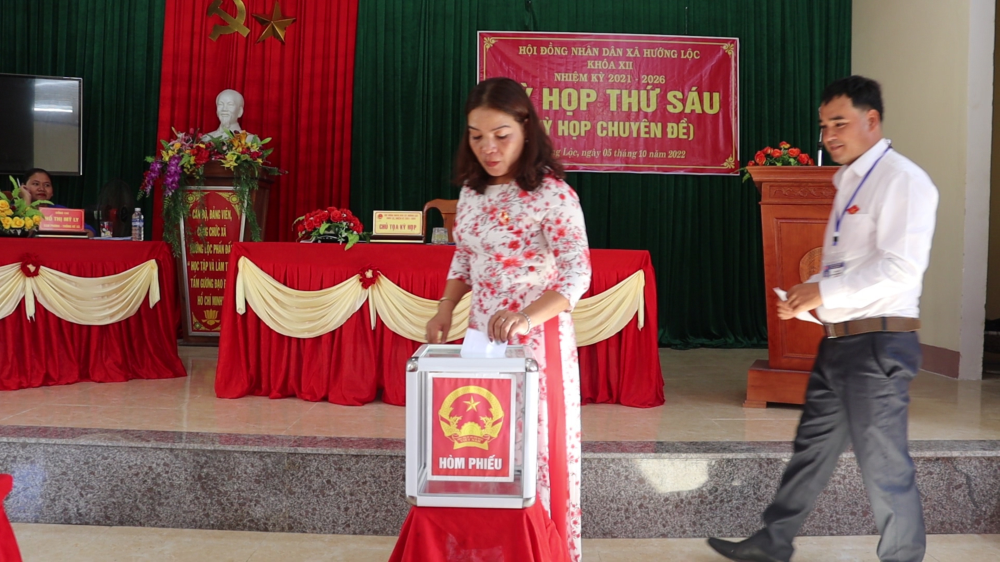 Kỳ họp thứ 6  HĐND xã Hướng Lộc, nhiệm kỳ 2021 - 2026